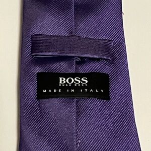 HUGO BOSS men’s Pure Silk Tie In Purple W  Stripes Ca23115 Rn73616 Made In Italy